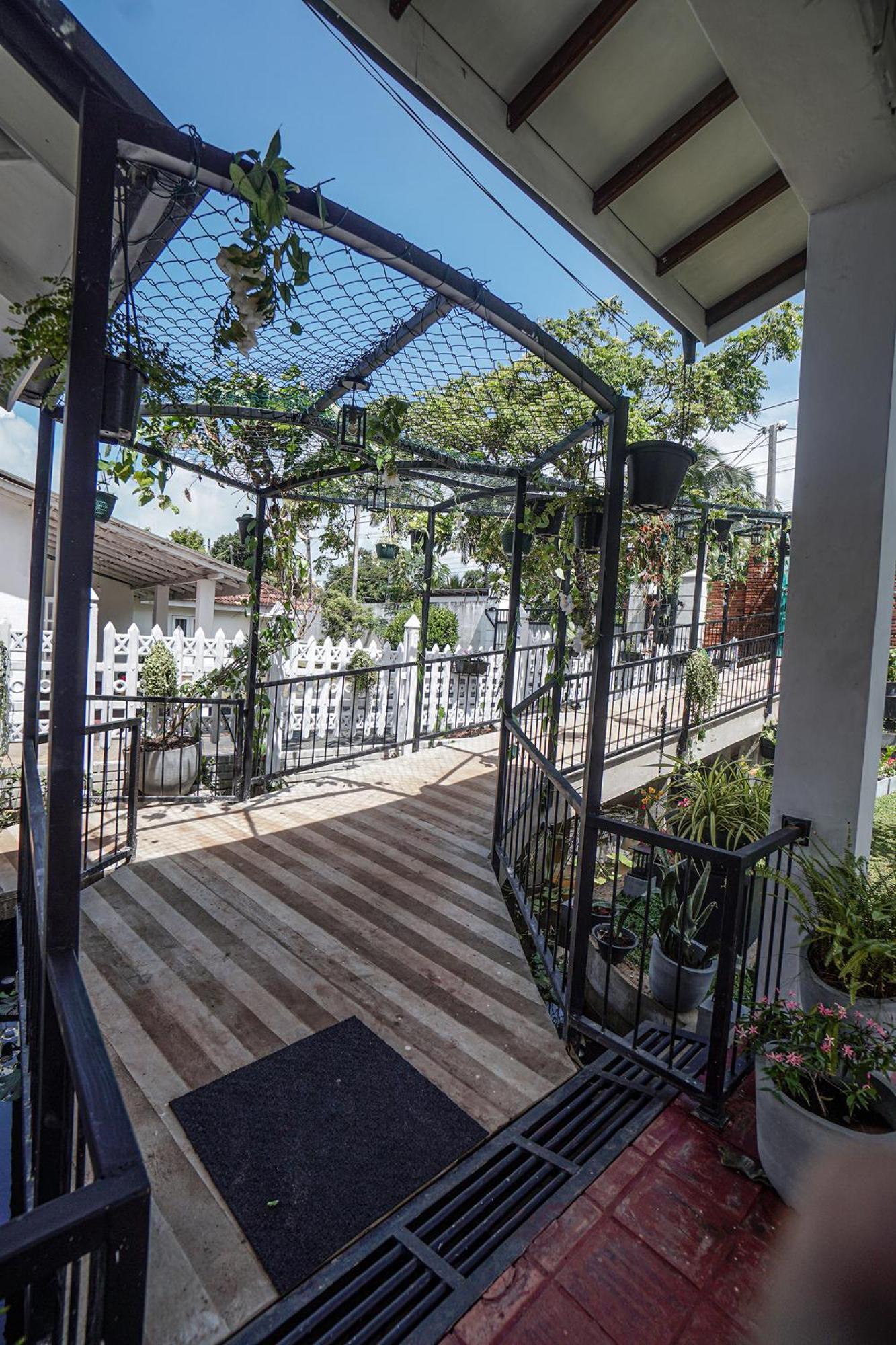 Ayur Ayur White Sail Villa Dalupotha Exterior foto